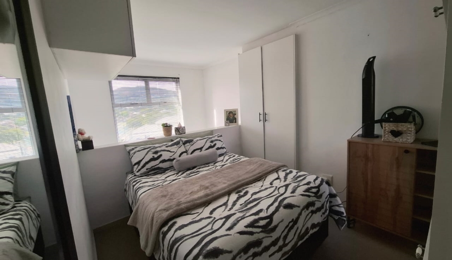 1 Bedroom Property for Sale in Fairfield Estate Western Cape